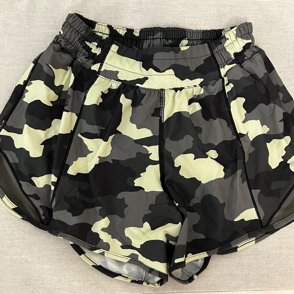 Lululemon Hotty Hot Shorts